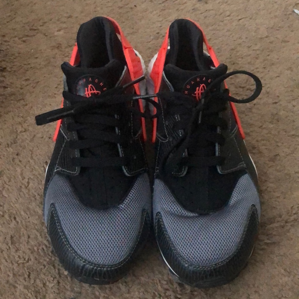 Nike huarache sneakers